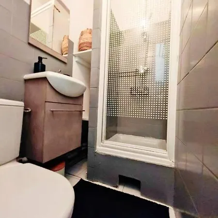 L'escale Aux Portes De Paris